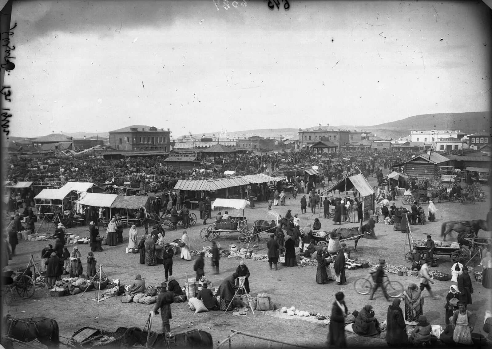 Базарная площадь 1. Площадь соборная вязники 20 век. Станица константиновская ростовской области. Базарная площадь 16 можга. Царицын волгоград 19 век.