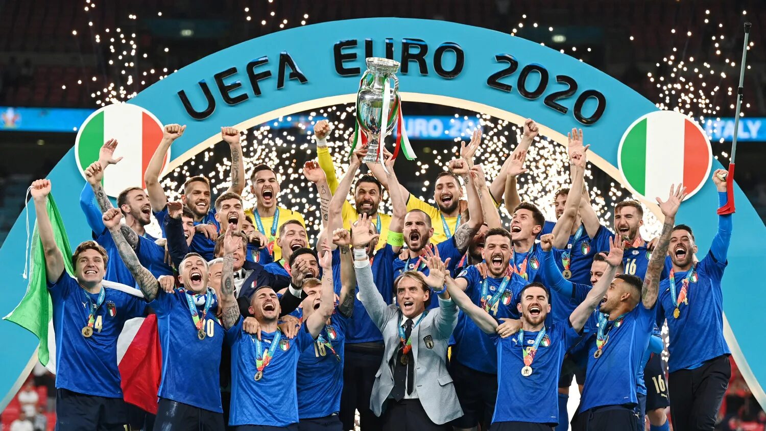 Финал чемпионата европы по футболу 2025. Италия чемпион европы 2025. сборная италии чемпион европы. италия победитель евро 2025. чемпионат европы уефа 2025.