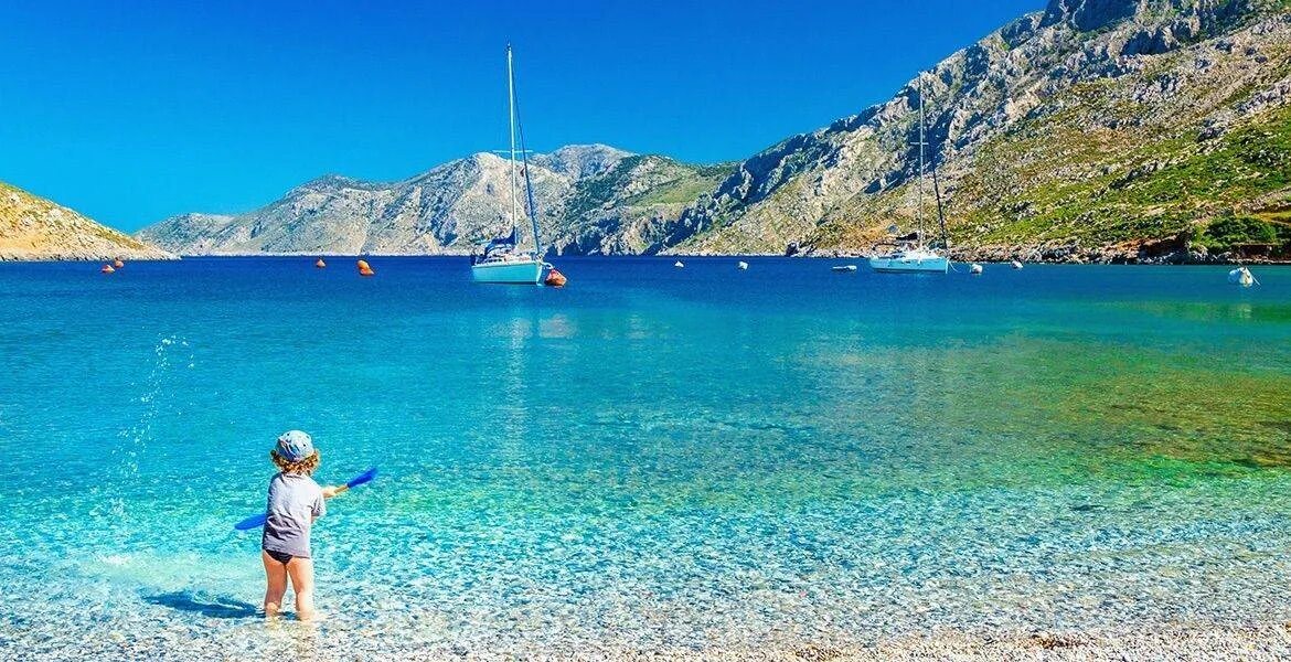 Куда поехать в сентябре на море. Куда полететь в мае. Таблица отдыха по месяцам за границей. Куда лучше полететь в мае. Таблица отдыха по месяцам.