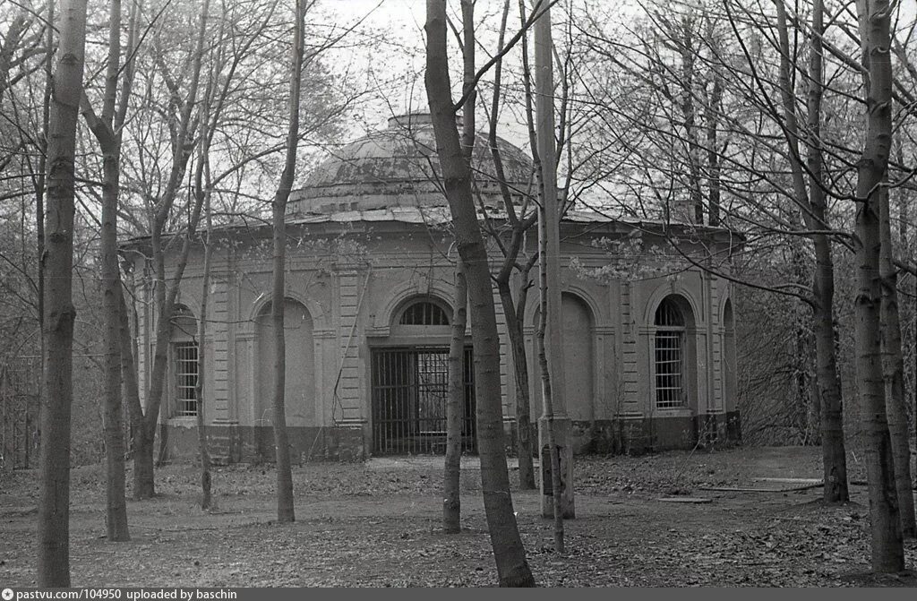 Охотничий домик в нескучном саду. Охотничий домик парк горького. Нескучный сад в москве охотничий домик. Нескучный сад в москве охотничий домик. Нескучный сад в москве охотничий домик.