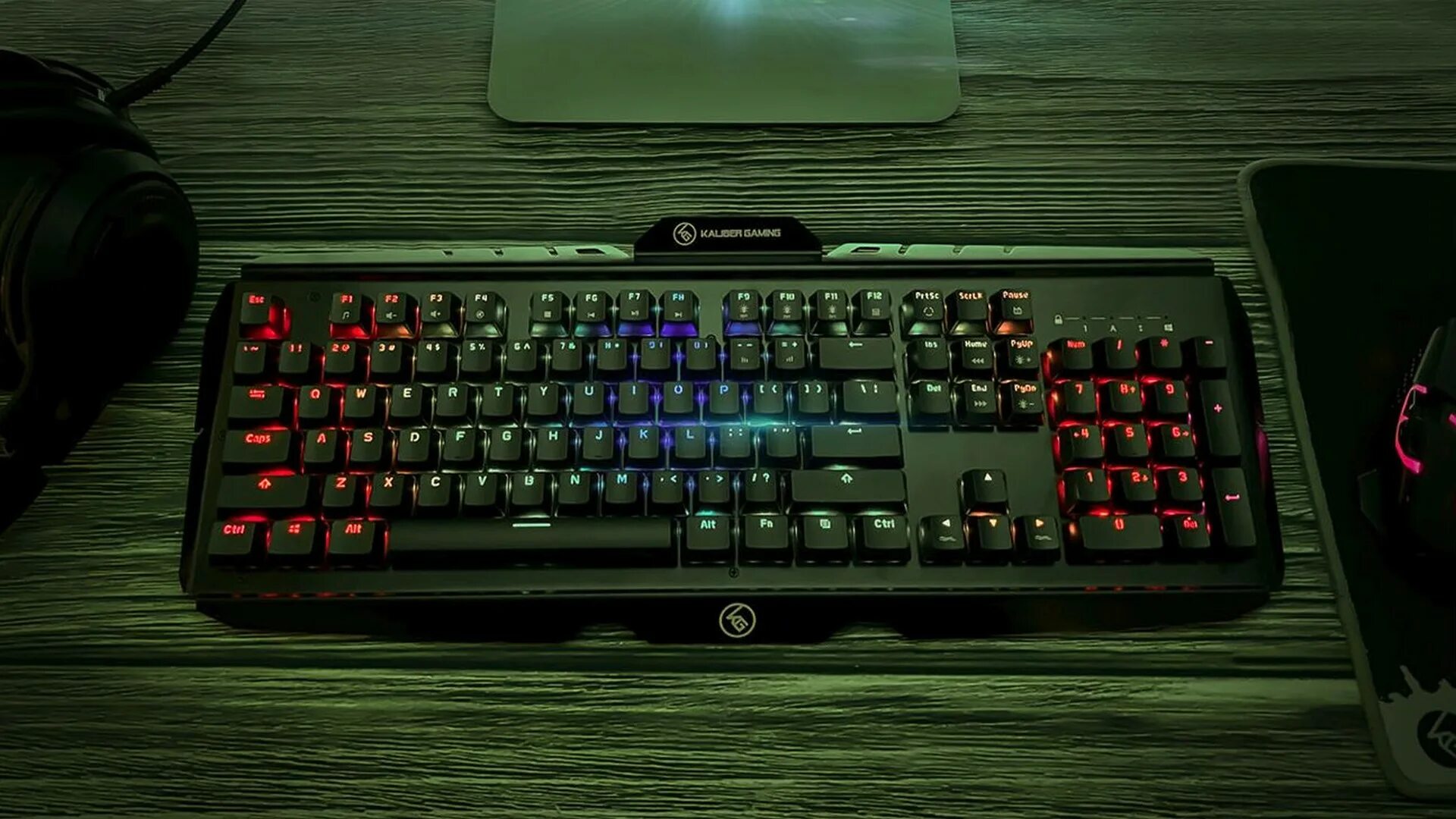 Свитчи для клавиатуры. Клавиатура oklick 870s. Клавиатура io typex gradient. Клавиатура геншин. Клавиатура io typex gradient.