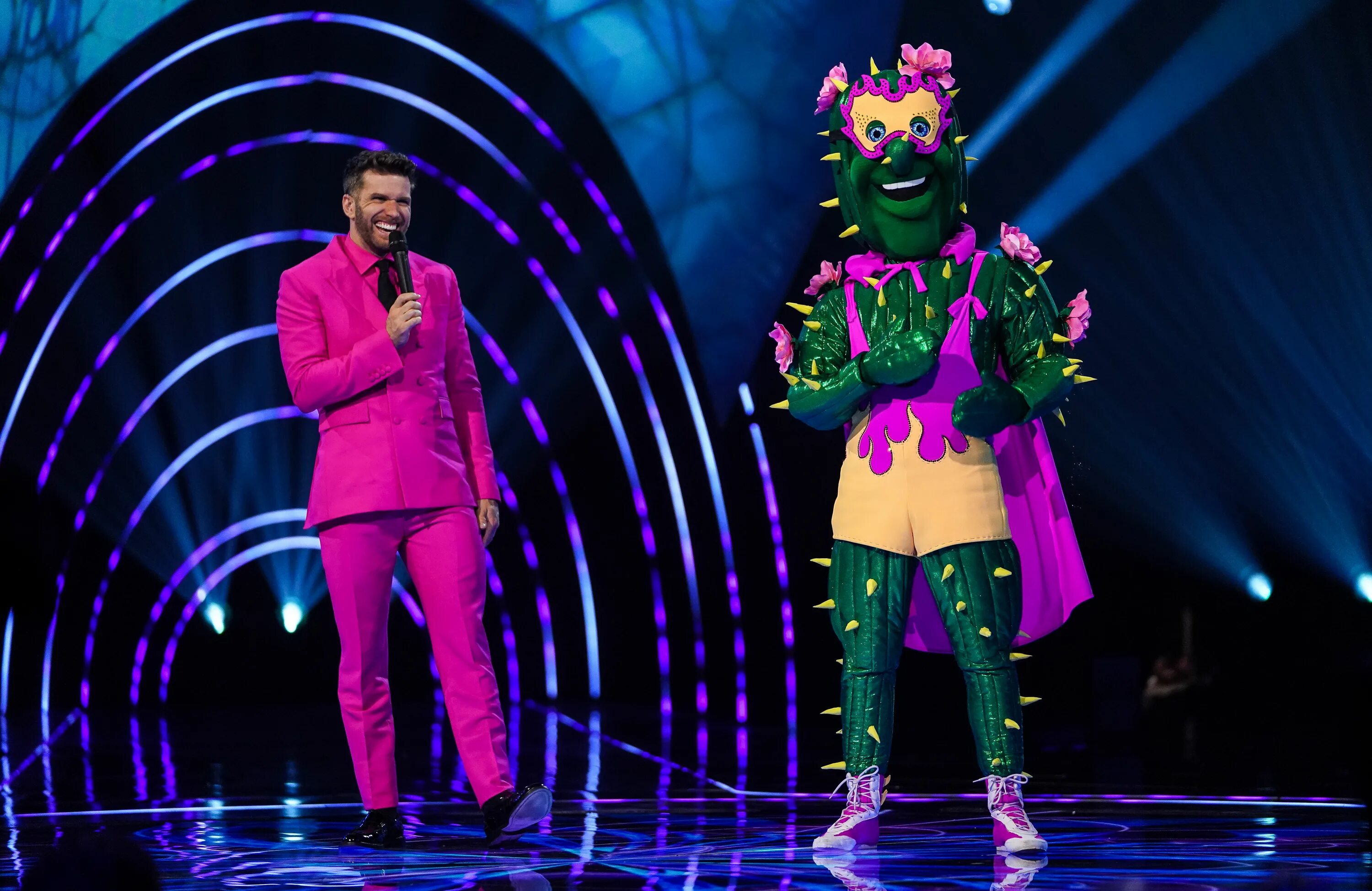 Кто скрывается под маской кактуса в шоу. Masked Singer Cactus. Шоу маска Кактус.