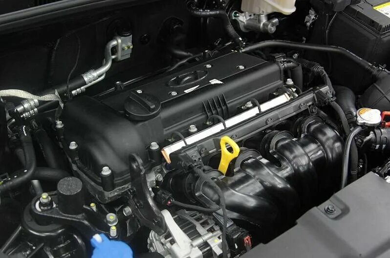 Хендай солярис 2011 двигатель. Солярис 1.6 под капотом. Хендай Солярис 2 двигатель. Двигатель Солярис 1.4. Двигатель Solaris 1.6.