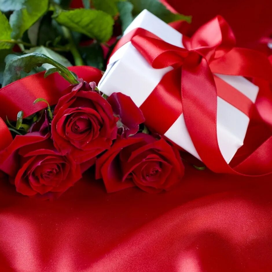 Свахе с рождением дочери. Открытки с именинницей родителям. Свахе с рождением дочери. Свахе с рождением дочери. Открытка с рождением дочери.