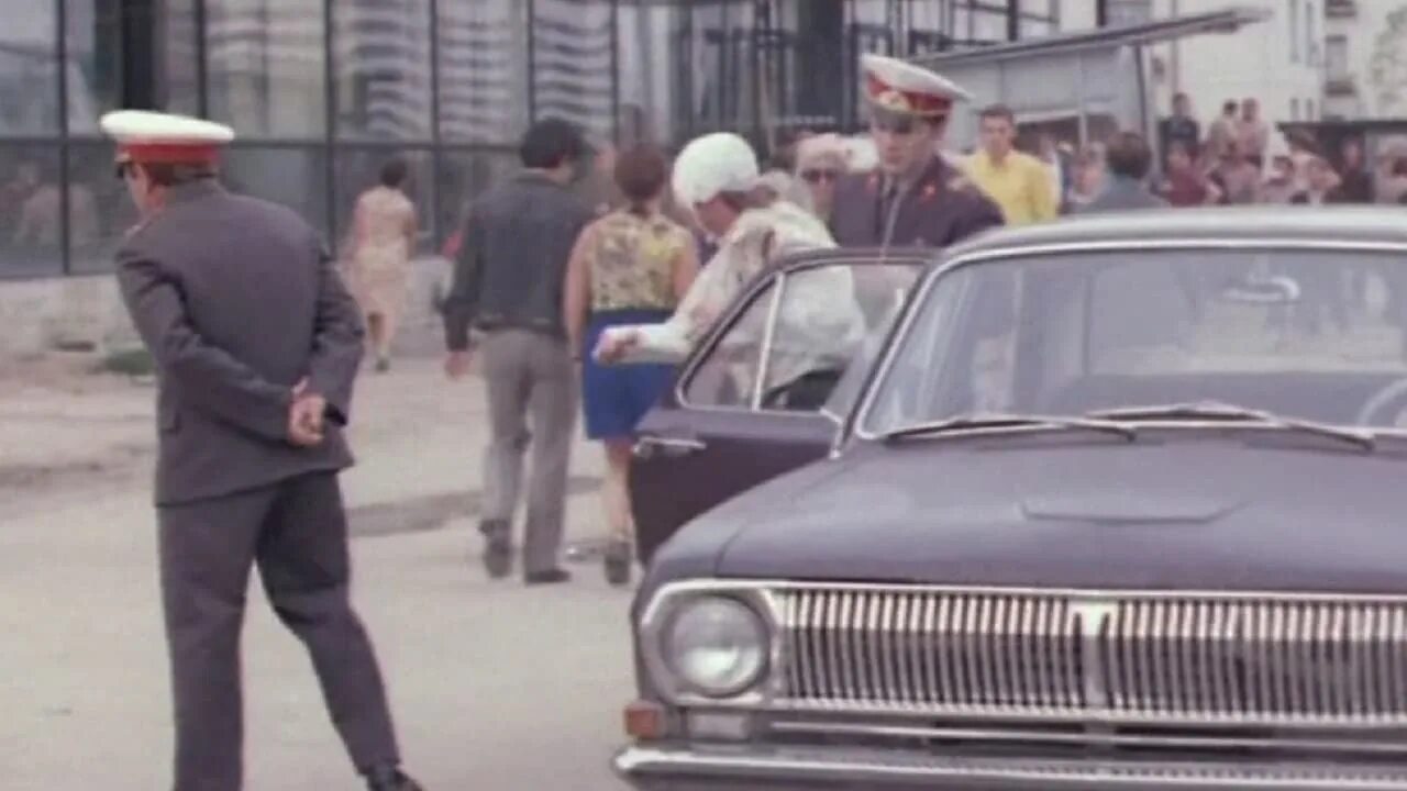 Сержант милиции 1974. Молодой поручить