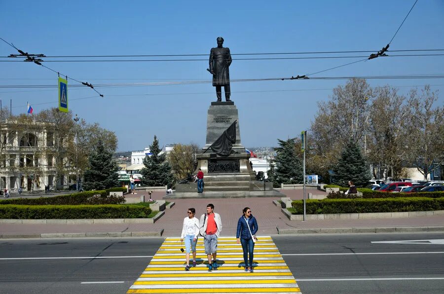 Красноярск севастополь время сейчас. Статус Севастополя. Севастополь сейчас фото. Губернатор города Севастополя. Федеральное значение Севастополя.