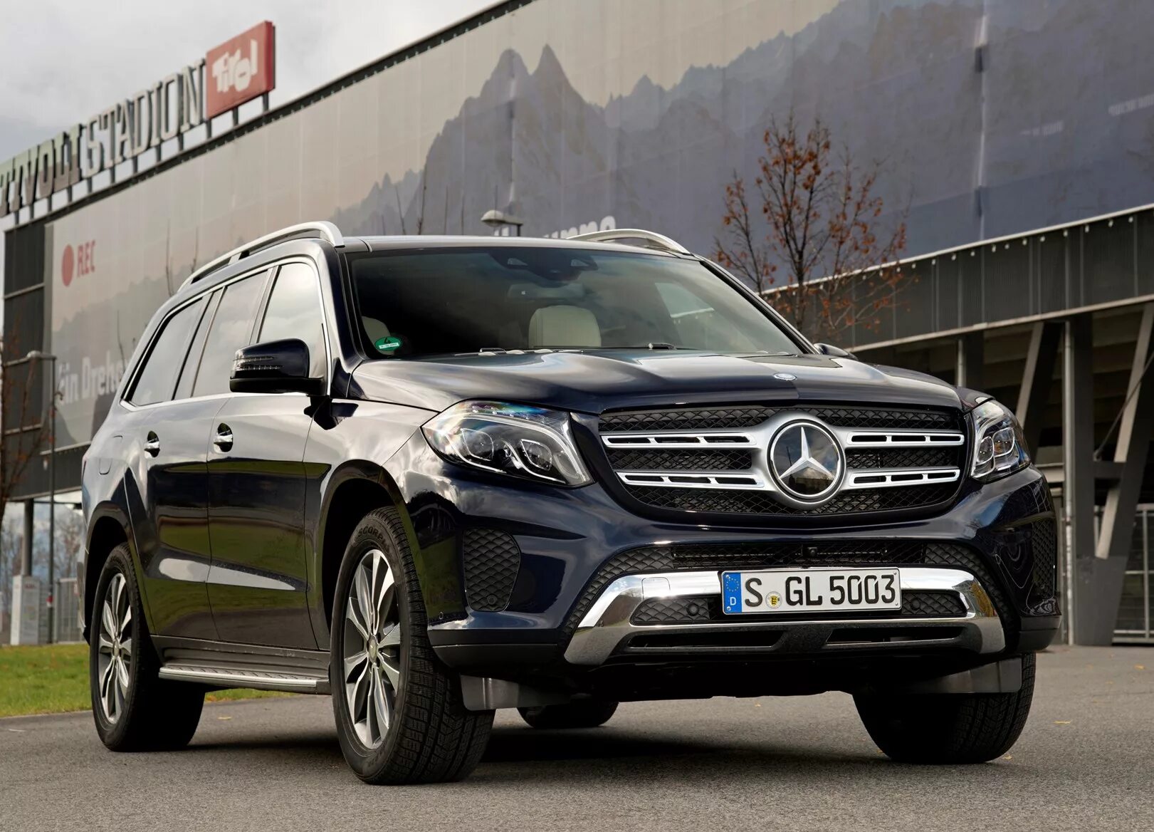 Gls обзор. Mercedes benz gls. mercedes-benz gls 400. mercedes-benz gls 400, 2017. мерседес бенц глс 400 4 матик.