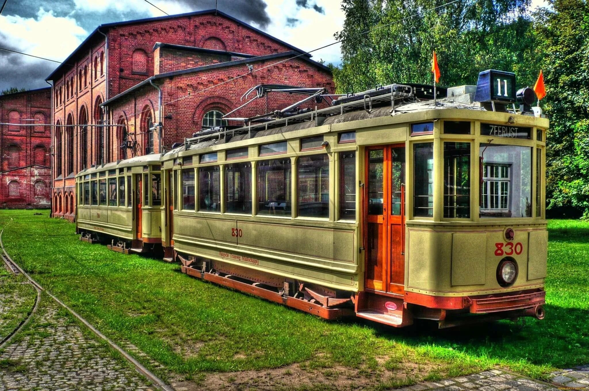 Трамвайное депо Даугавпилс. Старый трамвай. Красивый трамвай. Tranvay. Трамвай звуко
