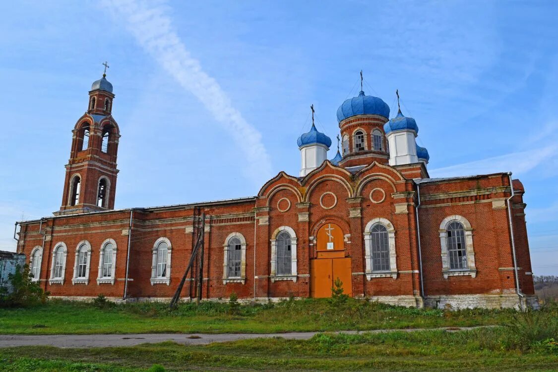 Погода в октябрьском рязанская область пронский. Пронск улицы. Церковь михаила архангела рязанская область пронский. Погода в октябрьском рязанская область пронский. Храм архангела михаила пронск.