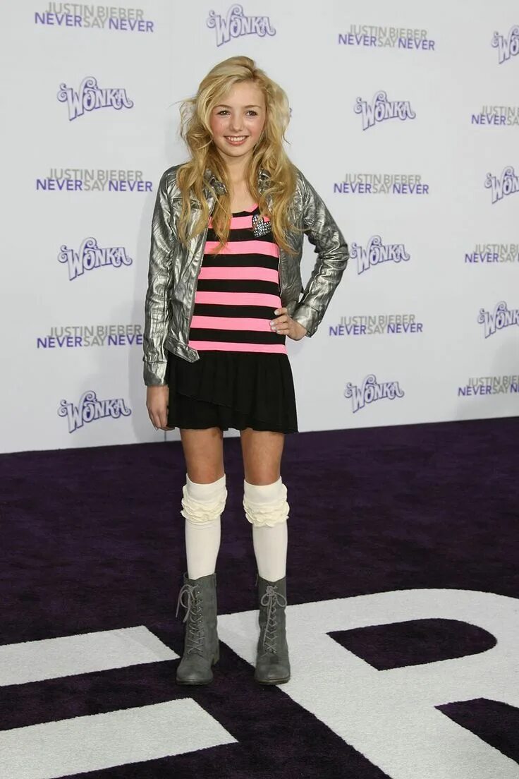 Peyton List 14 Wallpapers-06 GotCeleb