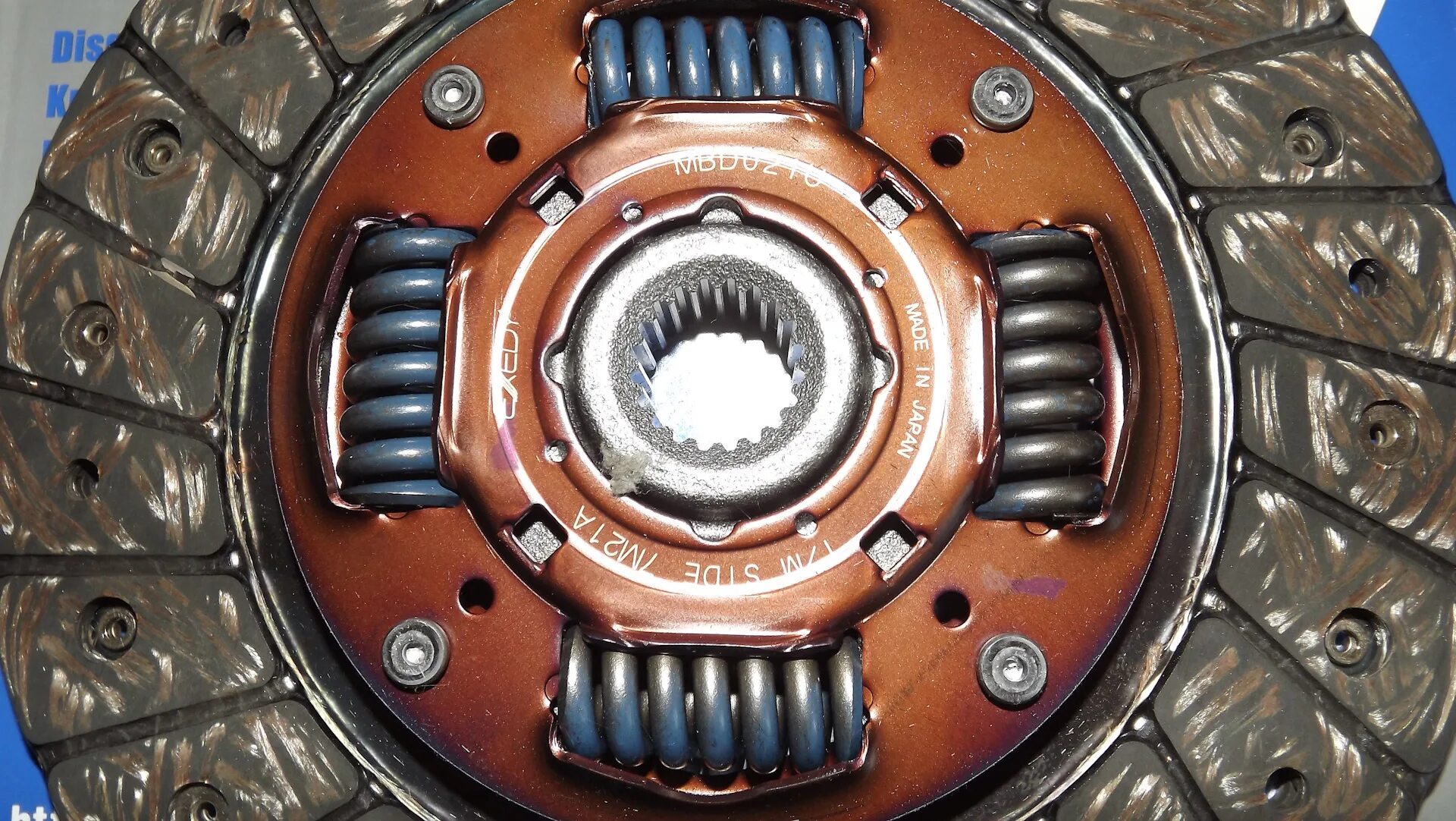 Дерганье при трогании с места. Демпферные пружины диска сцепления ауди 80. 6 bse. Подёргивание при трогании с места. 6 bse.