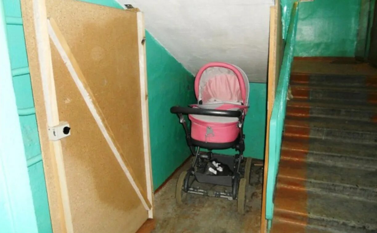 Коляски на лестничных площадках