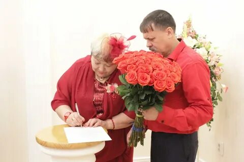 Одеваем юбиляра