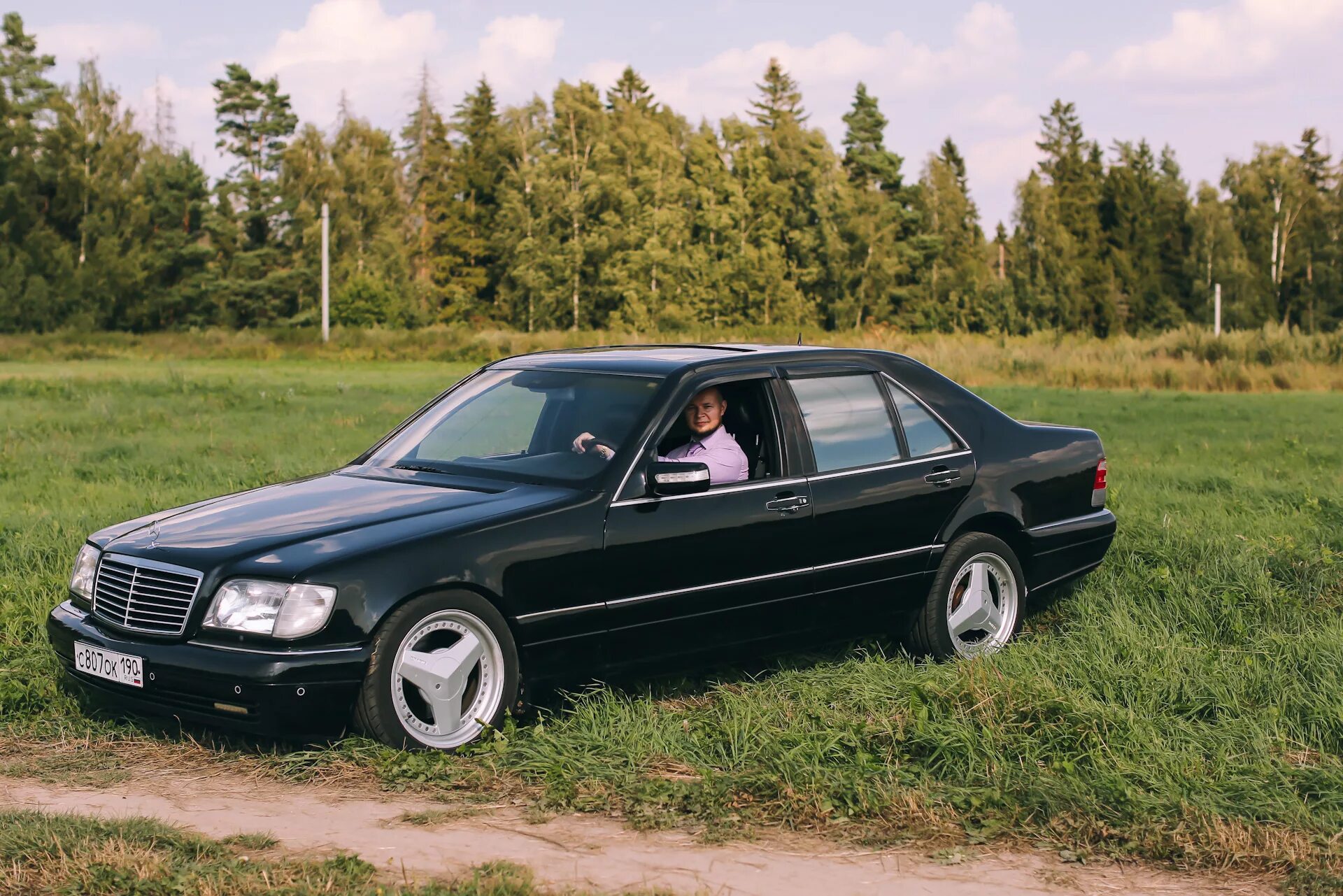 Mercedes w140 s600. Mercedes 600 w140. Мерседес с600 w140. Мерседес-Бенц 140 кабан.