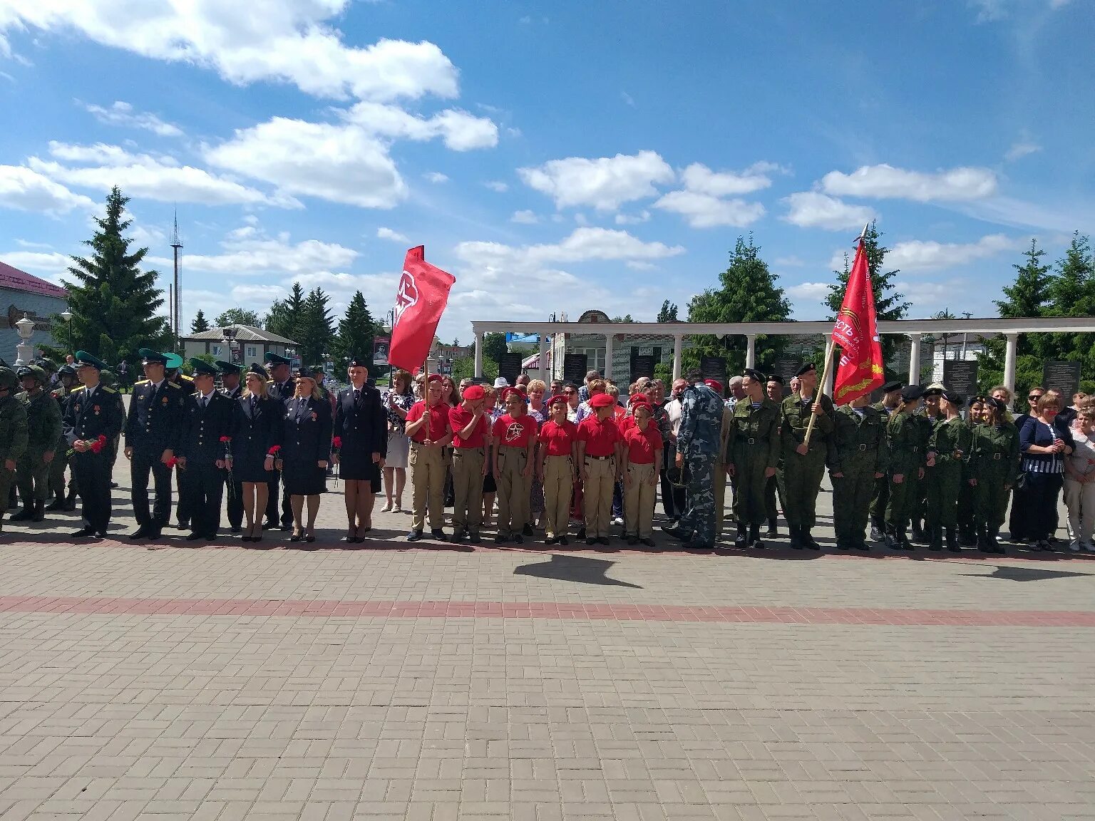 9 Мая Поныри. Поныри часовня памяти. Школа Поныри Курская область. Закладка камня Поныри. Погода поныри курской на неделю