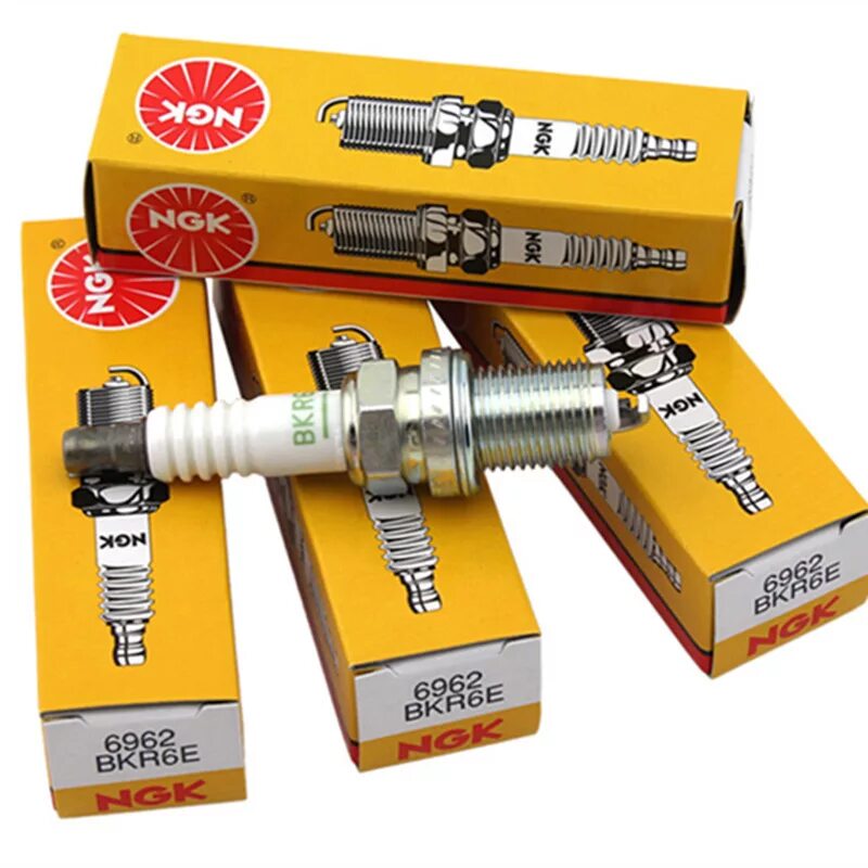 Bosch 0 242 232 802 свечи зажигания комплект 4шт. F6rtcu-11 torch. свеча зажигания комплект 4 шт. свеча зажигания комплект 4 шт. Qt свечи.