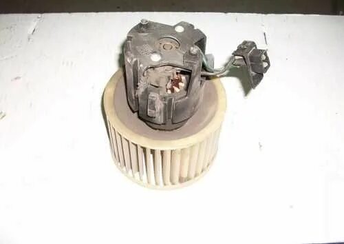 Моторчик печки альбеа. Моторчик отопителя фиат альбеа 77363837. Моторчик печки фиат дукато 250. Моторчик отопителя фиат альбеа. 668-ftb003.