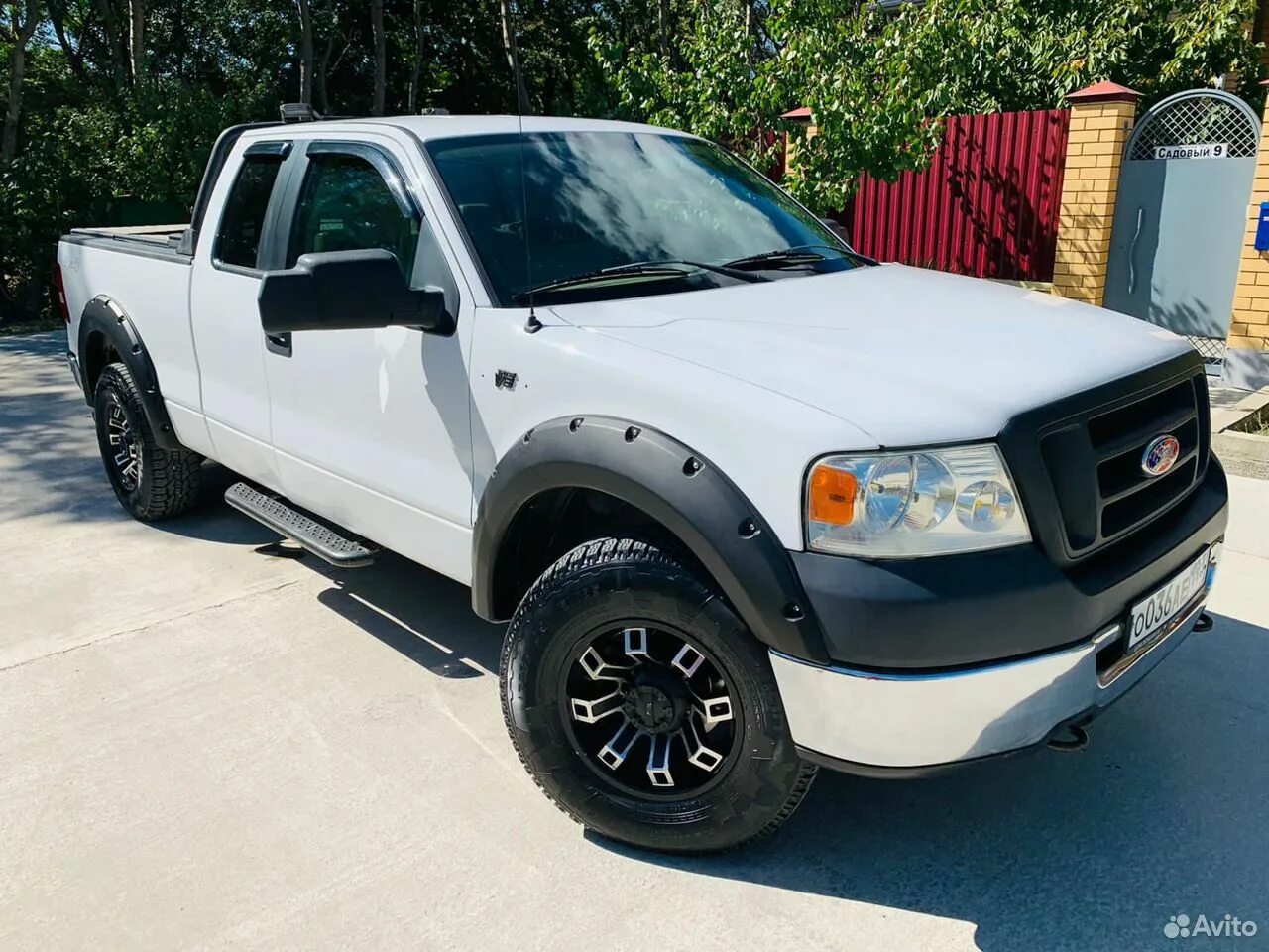 Форд с полуторной кабиной. Форд 150 с пробегом. Форд ф150 2015. Ford f 150 raptor 6x6. Ford f-150 supercrew.