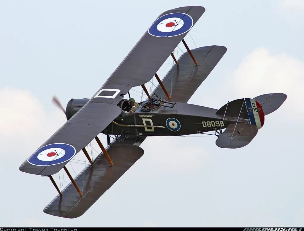 Самолет bristol f2b. Beetleborgs. 2b d8096. J-11 истребитель. Bristol f2b fighter.