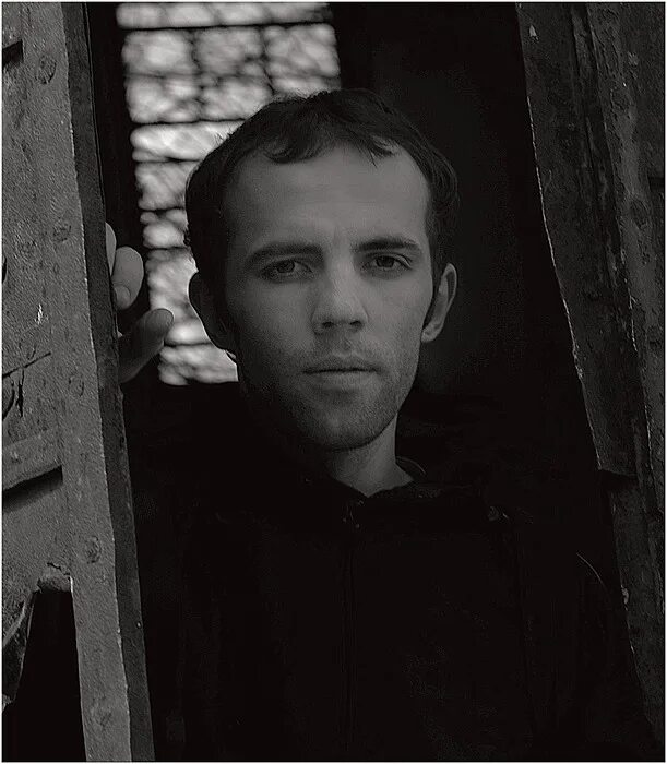 Автор alex. Руны выход из застоя. Д. Хагалаз-лагуз-феху-вуньо-ингуз. По ту сторону от тебя алекс д.