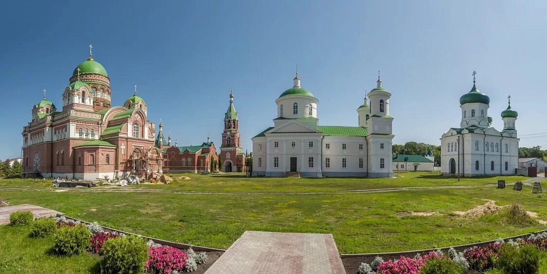 Свято дмитриевский храм