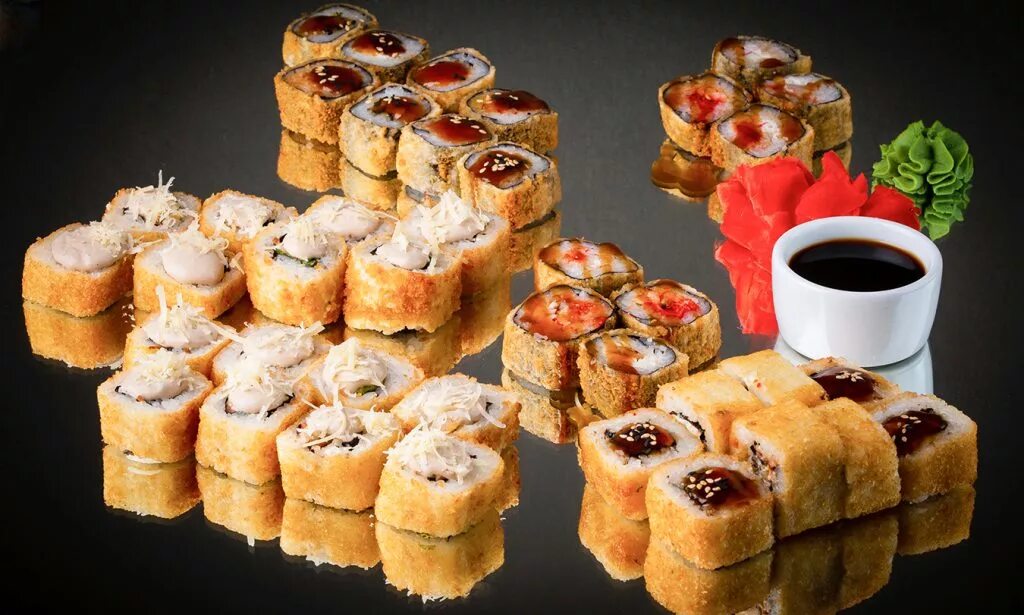 Суши роллы в чалтыре. Жи ши суши логотип. Как можно назвать сет роллов. Голден сет мм2. Сет из 70 роллов.