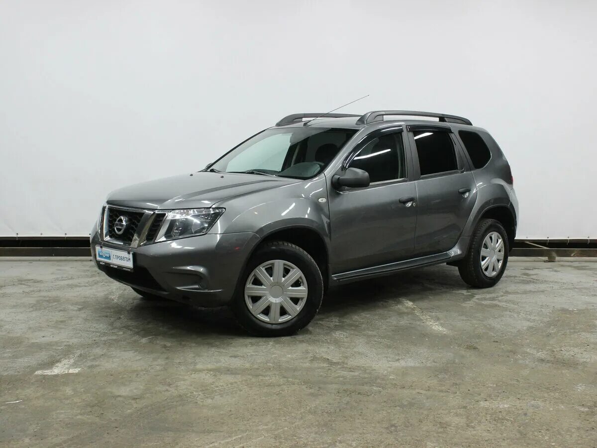 Купить б/у Nissan Terrano III (D10) 1.6 MT (102 л.с.) бензин механика в Москве: 
