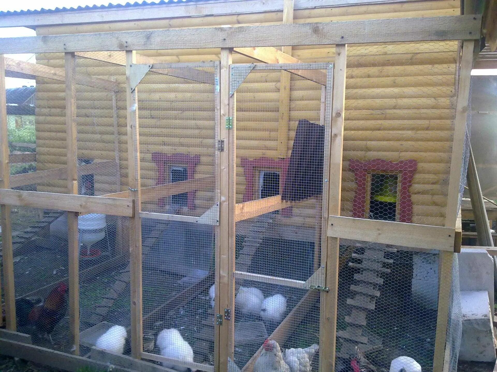 Курятник для бройлеров для 20 кур. Курятник на 50 кур несушек. Курятник на 30 кур несушек. Курятник на 5 кур. Курятник на 100 кур.