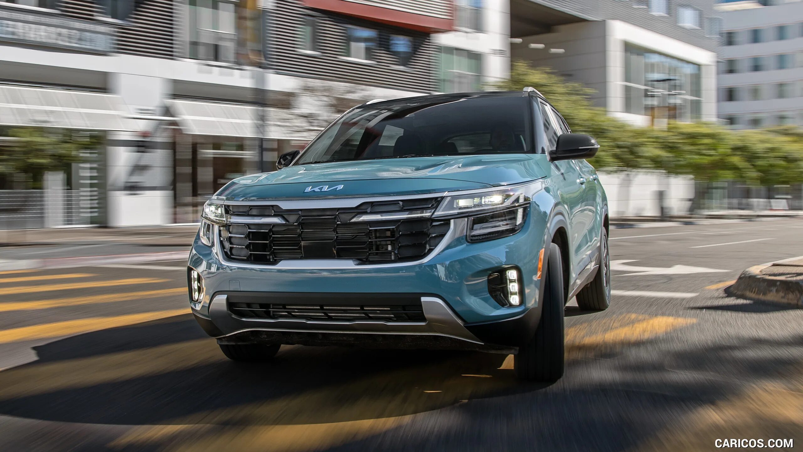 Киа сельос цена 2024 фото Kia Seltos 2024MY (Color: Pluton Blue) Front Three-Quarter