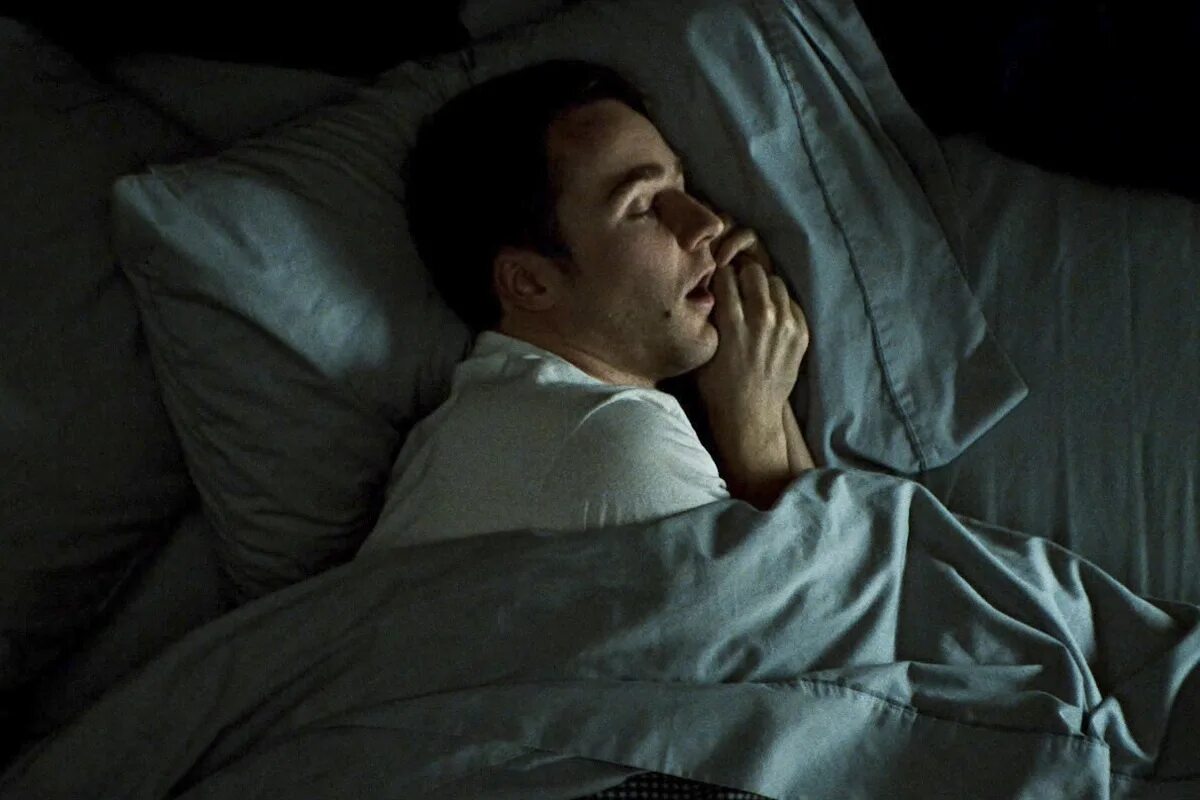 Me trying to sleep