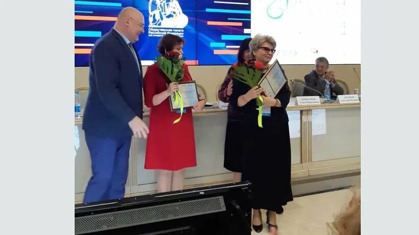 отделение социальной защиты населения по г архангельску. отделение социальной защиты. мамы поморья 2022. архангельская ирина борисовна. групповое информирование пенсионеров в библиотеке.