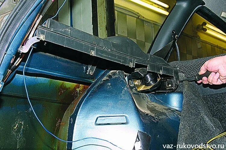 Ваз 2110 как снять задние полки проклеил полку Lada 2115, 1,6 л, 2007 года расходники DRIVE2