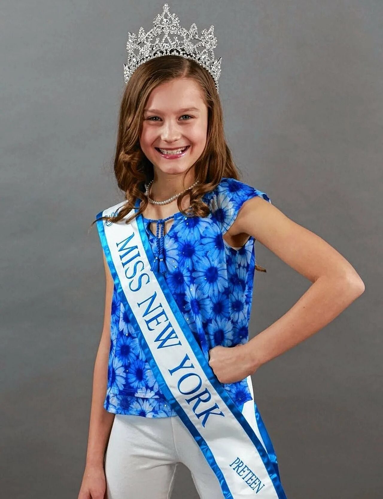 Мисс 12 лет. Мисс в 14 лет. Конкурс красоты для девочек 12 лет. Детские конкурсы красоты в Америке.