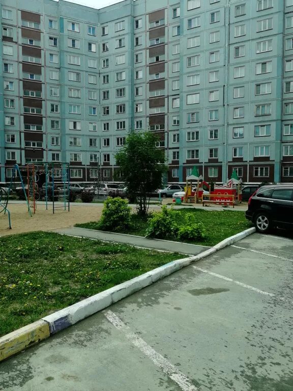 Работа новосибирск калининский родники. Родники 3/1 новосибирск. улица родники 2 новосибирск. родники 3/2 новосибирск. 6-й микрорайон новосибирск.