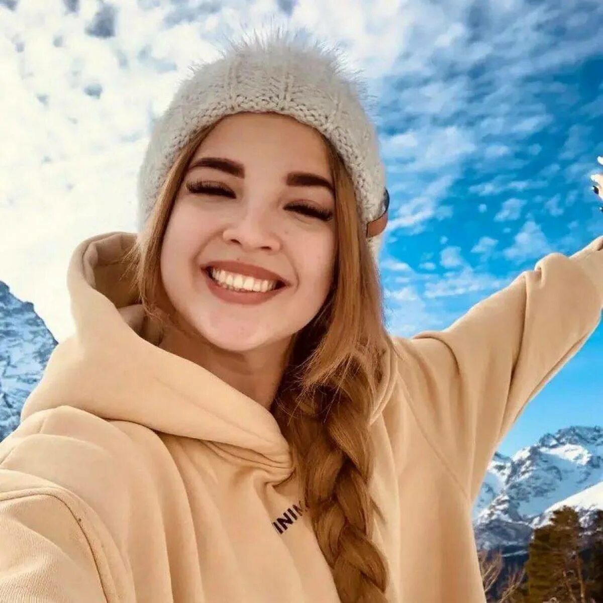 Мс анюта 2022. Мс анюта 2023. Позитивчики недели. Anyuta rai. Аня рай инстаграм.