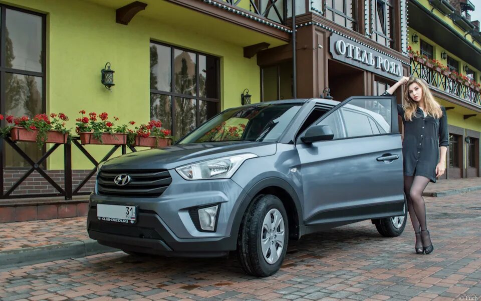 Hyundai Creta реклама. Планшет Hyundai Creta. Хендай Алиса. Creta в хроме.