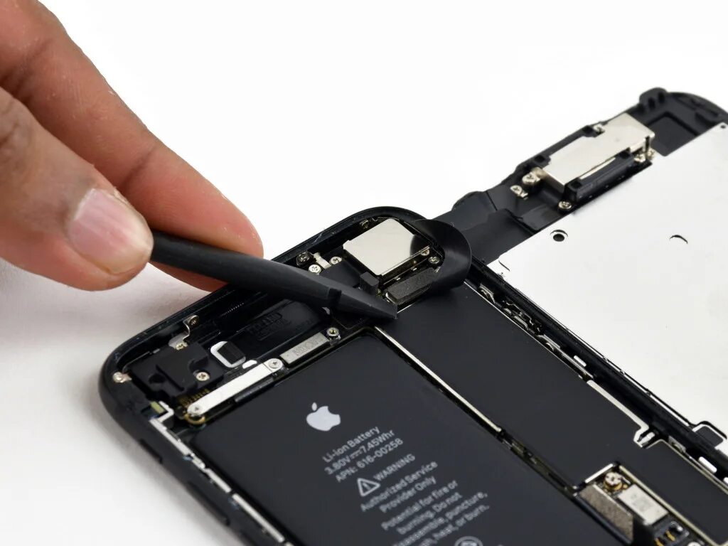 Как поменять экран на айфон 7. Iphone 7 repair. разобранный айфон. разобранный айфон 7. айфон 7 в разборе.