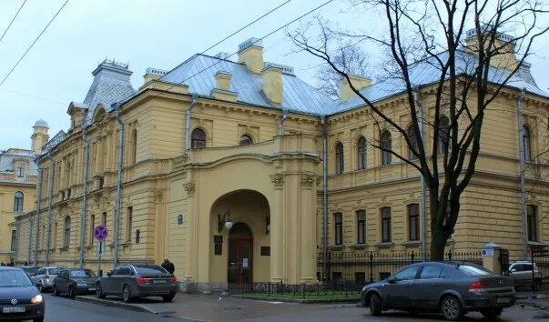 Большая монетная загс петроградского. Большая монетная загс петроградского. Петроградский загс г. Петербург большая монетная 17 19. Загс большая монетная 17.