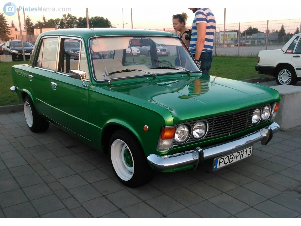 Польский фиат. Польский Фиат 125p. Fiat 125 польский. 120 Польский Фиат, 125.. Fiat 125 1975.