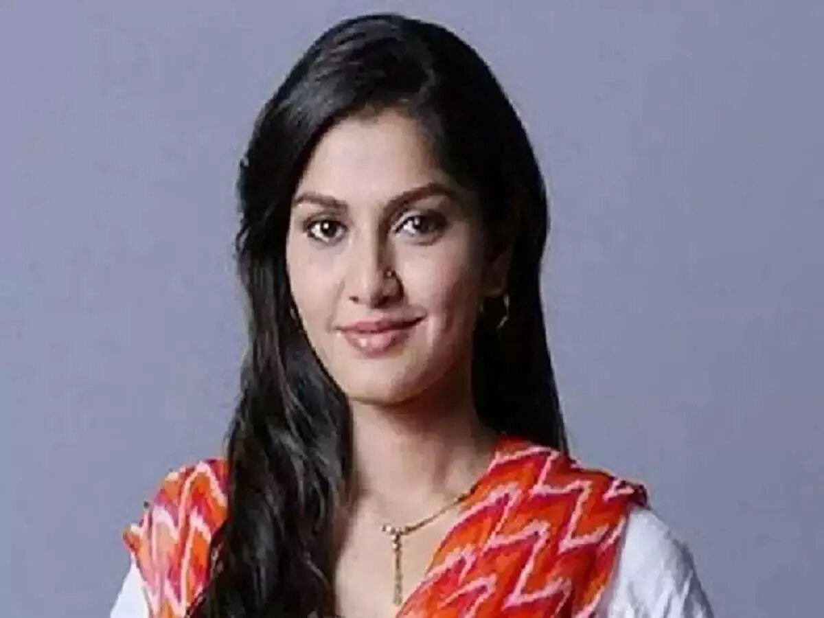 Абхишек малик сериалы. Сонали никам дата рождения. Сонали никман. Sonal chauhan. Сонали сильва фото.