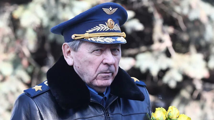 Генералы выступают. Генералы выступают