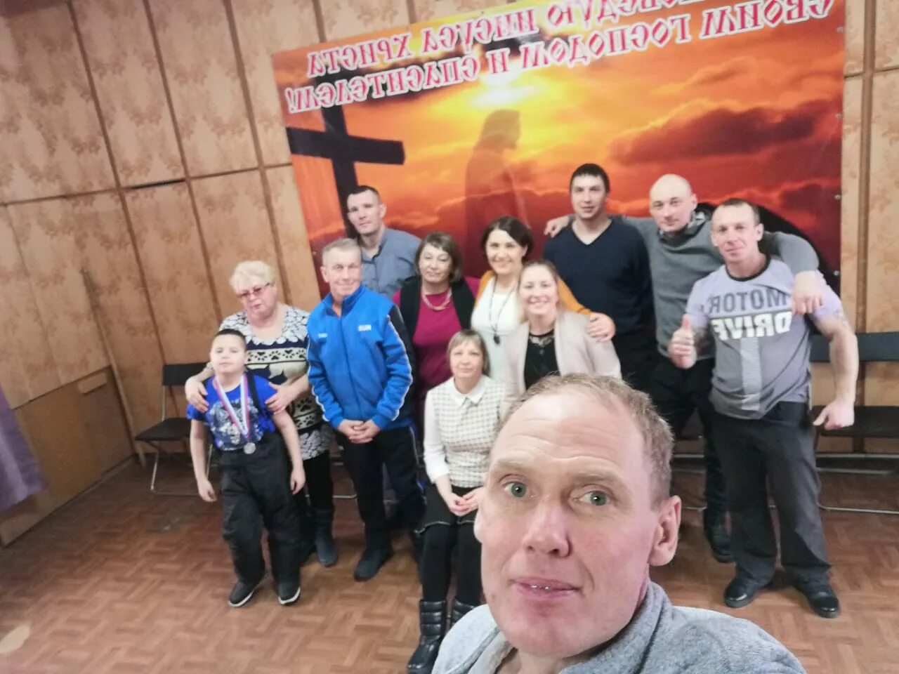 Хцв христианский центр восстановление в москве. Преображение кемерово реабилитационный центр. Евгений пересветов протестант. Участники хцв. Завет христианский центр иркутск.