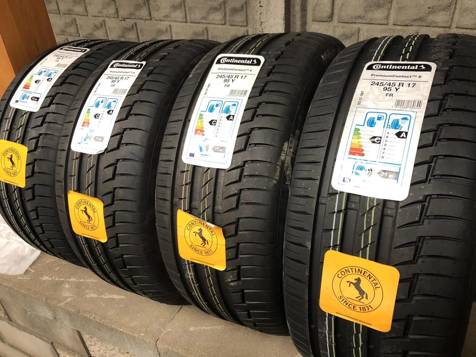 Continental PREMIUMCONTACT 6 225/55 r18. Continental PREMIUMCONTACT 6 235/45 r17. Continental CONTIPREMIUMCONTACT 6 225/55 r18.