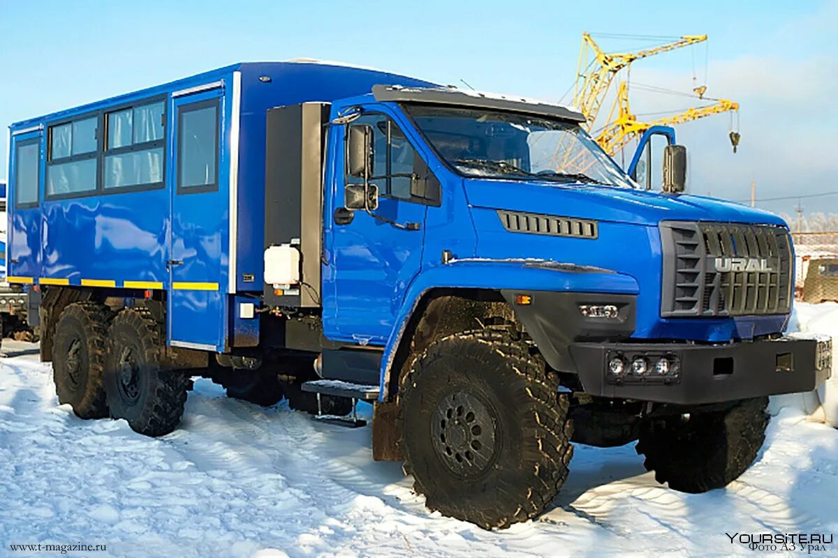 Автомобиль Урал Урал 3255