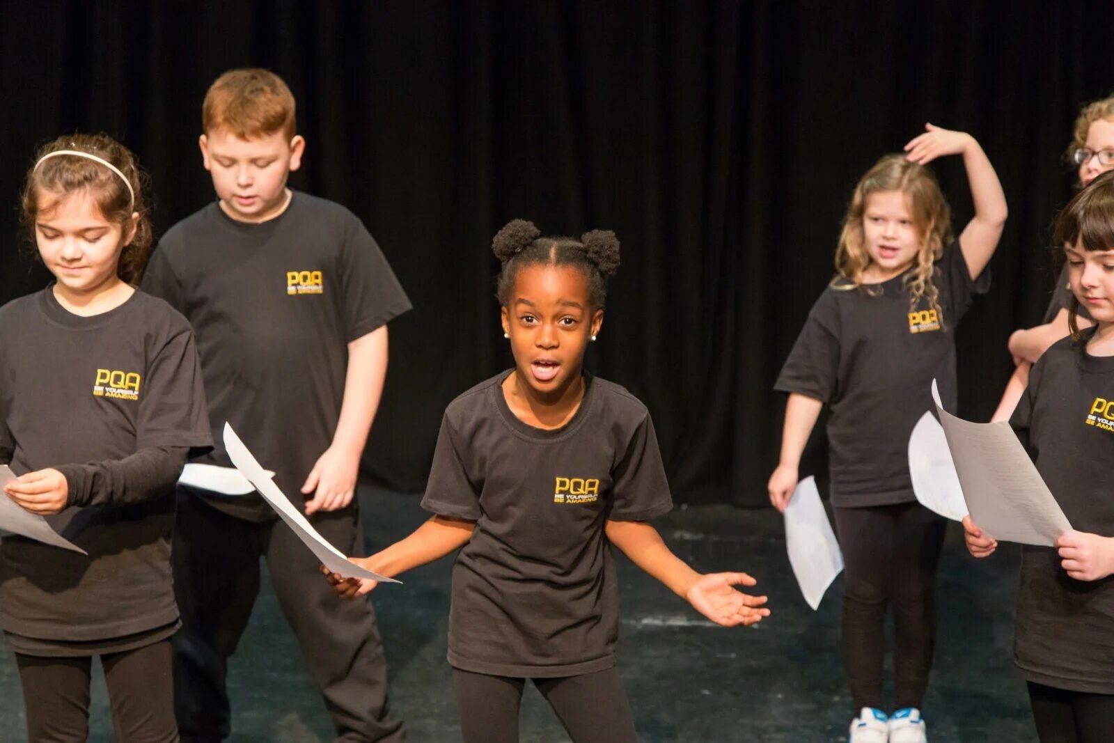 Performing arts school. School of performing arts. theatrical education at the london academy of music and dramatic art. фокусы кастинг.