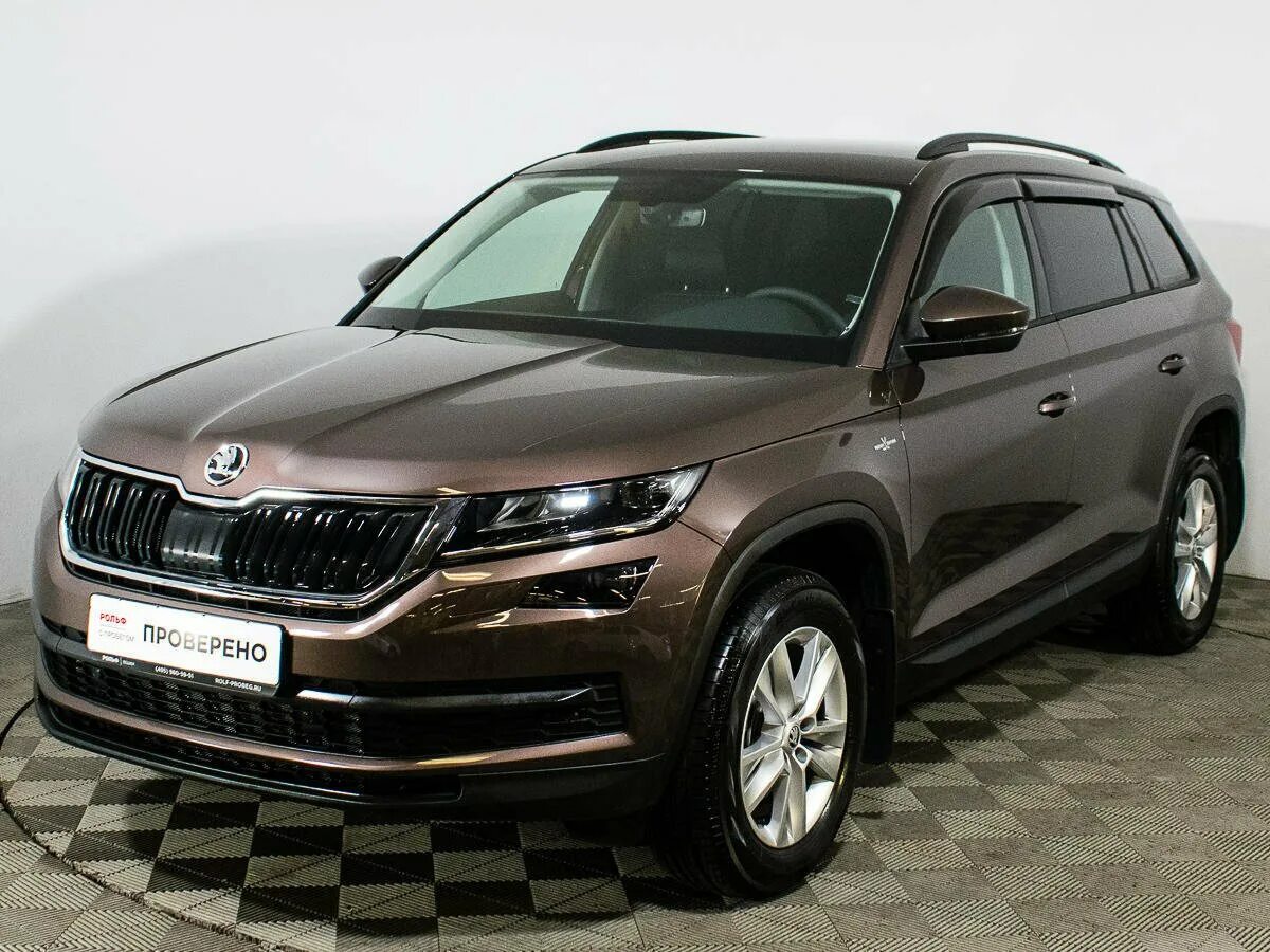 Кодиак б у купить. Шкода Кодиак 2019. Джип Шкода Кодиак. Skoda Kodiaq 2018. Skoda Kodiaq Brown.