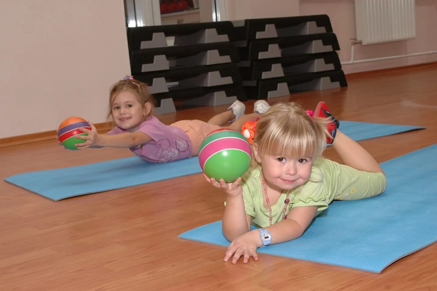 Детский фитнес. Спортивные занятия для детей. Гимнастика для детей. Физкультура для дошкольников. Физическое развитие в 3 года