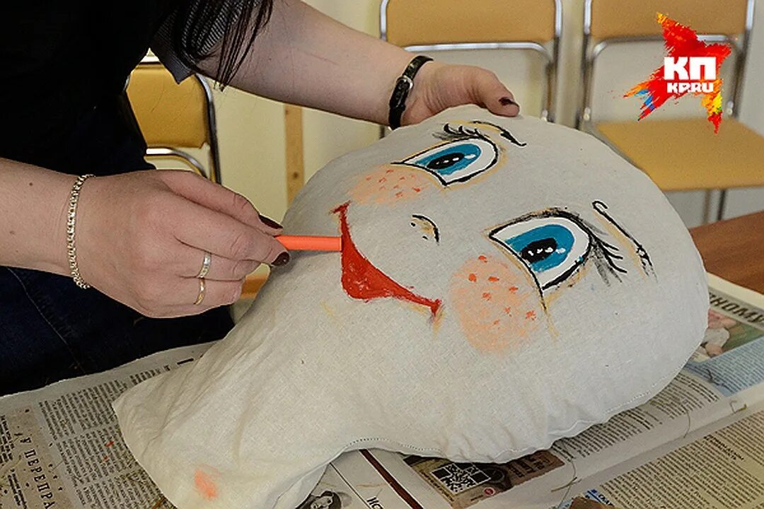 Голова чучело как сделать. Голова чучело как сделать. Пугало на дачу. Пугало в огороде. Лицо для чучела в огороде.