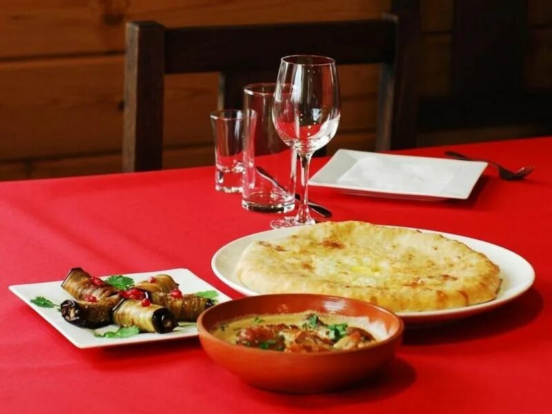 Вологда кафе мимино конева. Мимино вологда ресторан. Мимино вологда. Мимино архангельск ресторан. Вологда кафе мимино конева.