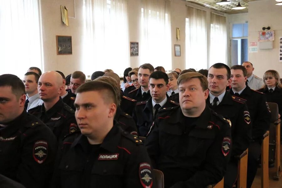 Омвд тульской области. Полиция Новомосковск. Полиция Новомосковск Тульской области. ОМВД Новомосковск Тульская область. Полиция Новомосковск Тульской области сотрудники.